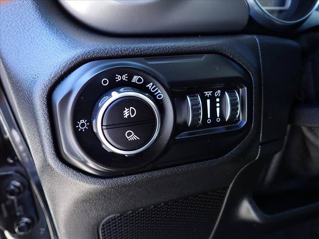 Used 2021 Jeep Gladiator Mojave AWD/4WD image 12