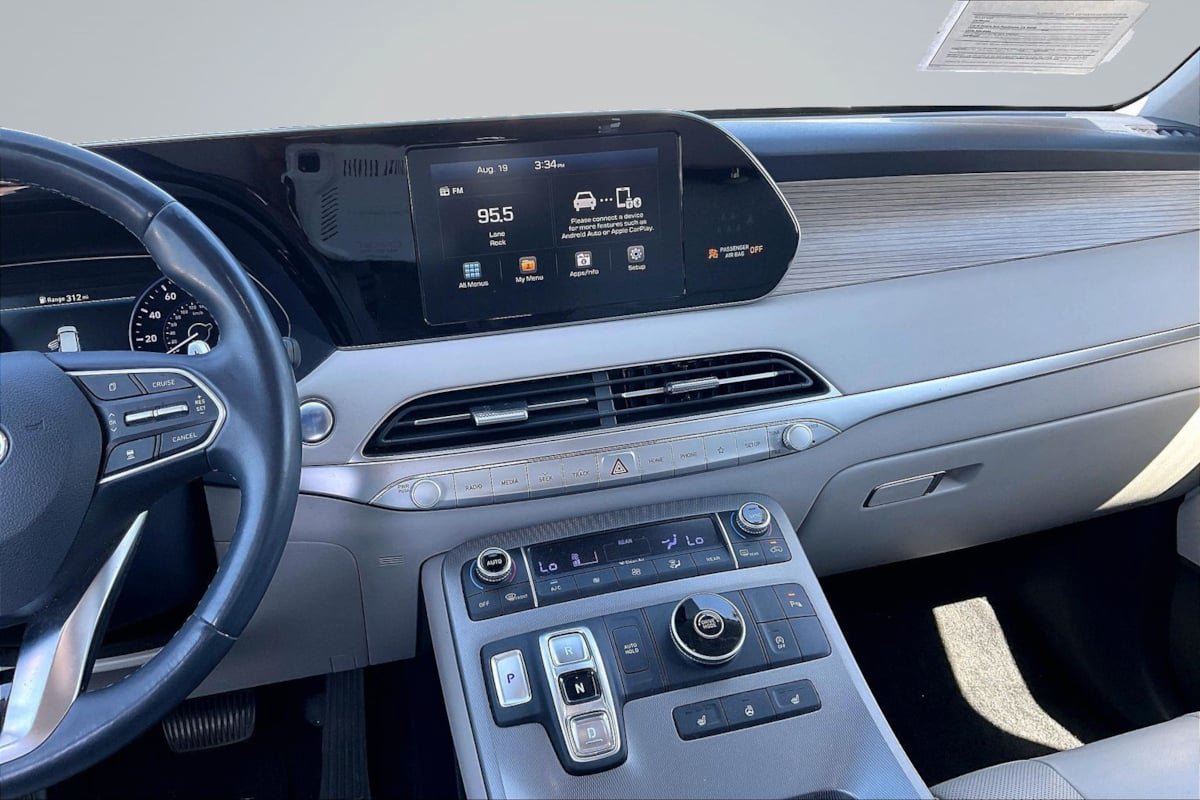 Used 2020 Hyundai Palisade SEL w/ Premium Package FWD image 6