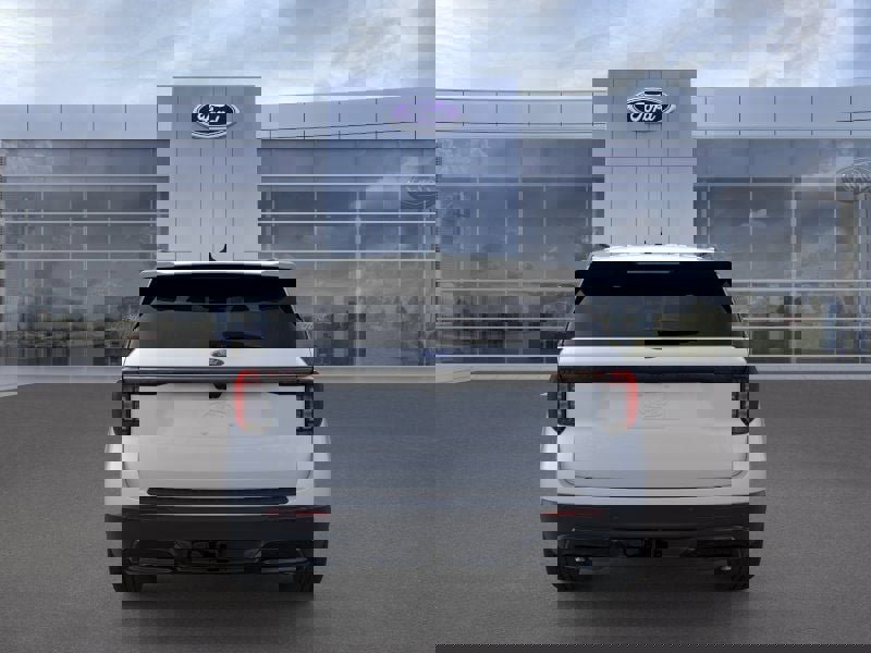 New 2026 Ford Explorer ST-Line w/ ST-Line Street Pack image 5
