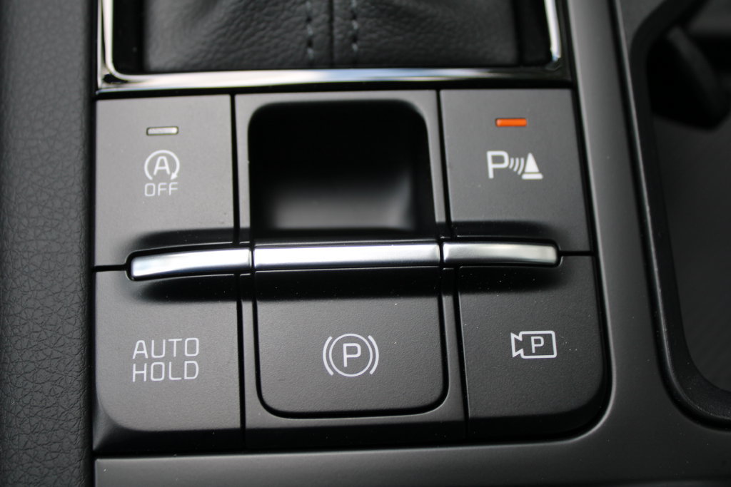 New 2026 Kia K5 LXS FWD image 32