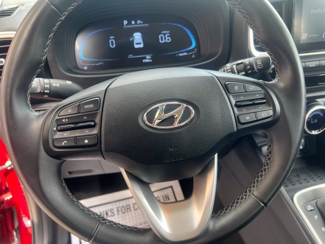 Used 2026 Hyundai Venue SEL FWD image 17