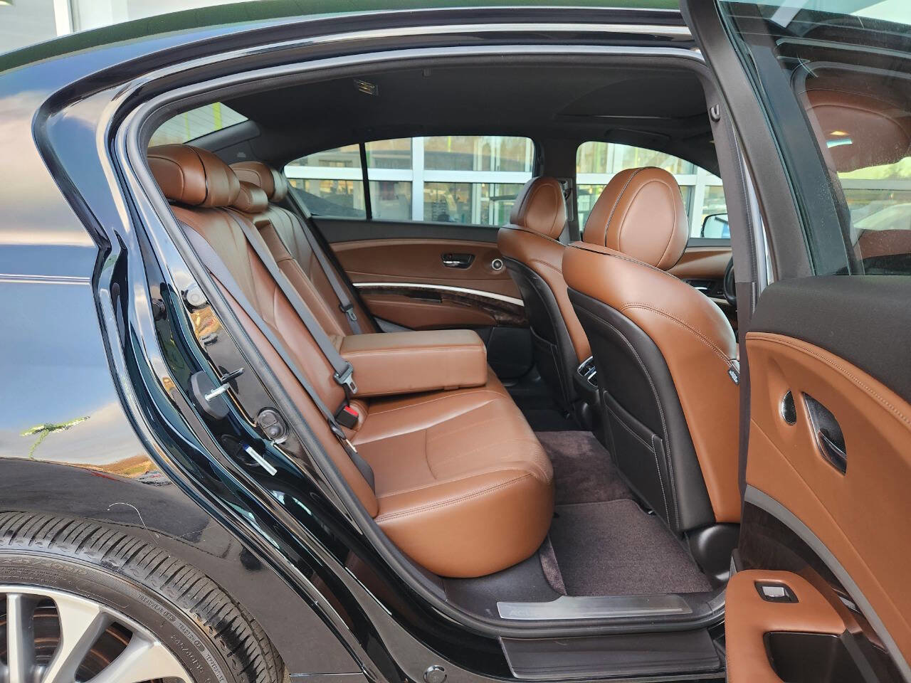 Used 2018 Acura RLX w/ Technology Package image 23