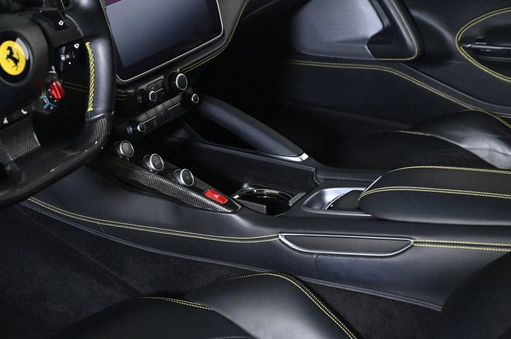 Used 2018 Ferrari GTC4Lusso image 16