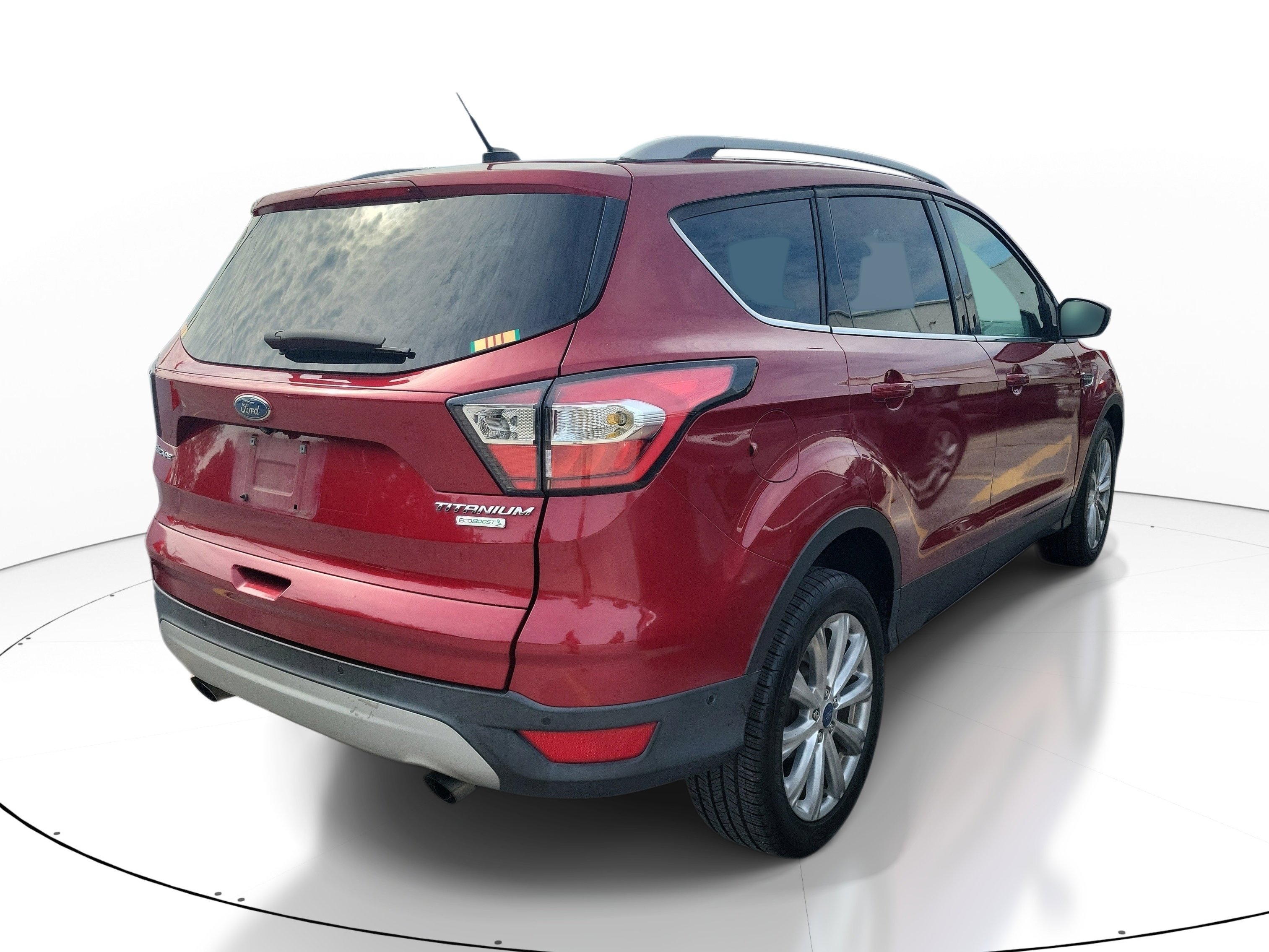 Used 2017 Ford Escape Titanium w/ Equipment Group 301A FWD image 5