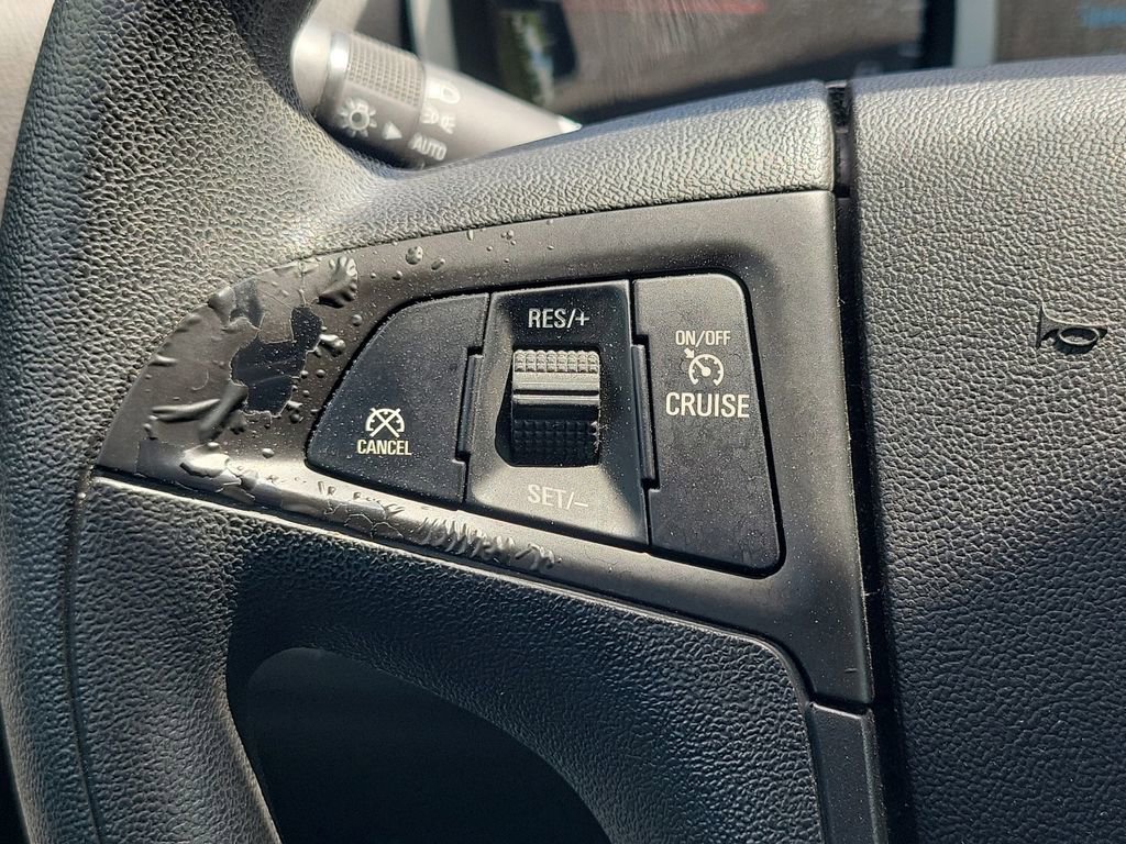 Used 2012 Chevrolet Equinox LS FWD image 24