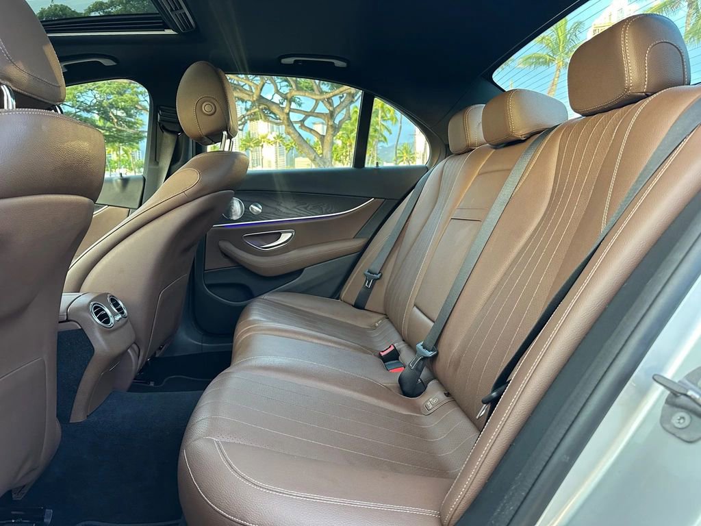 Used 2017 Mercedes-Benz E 300 image 11