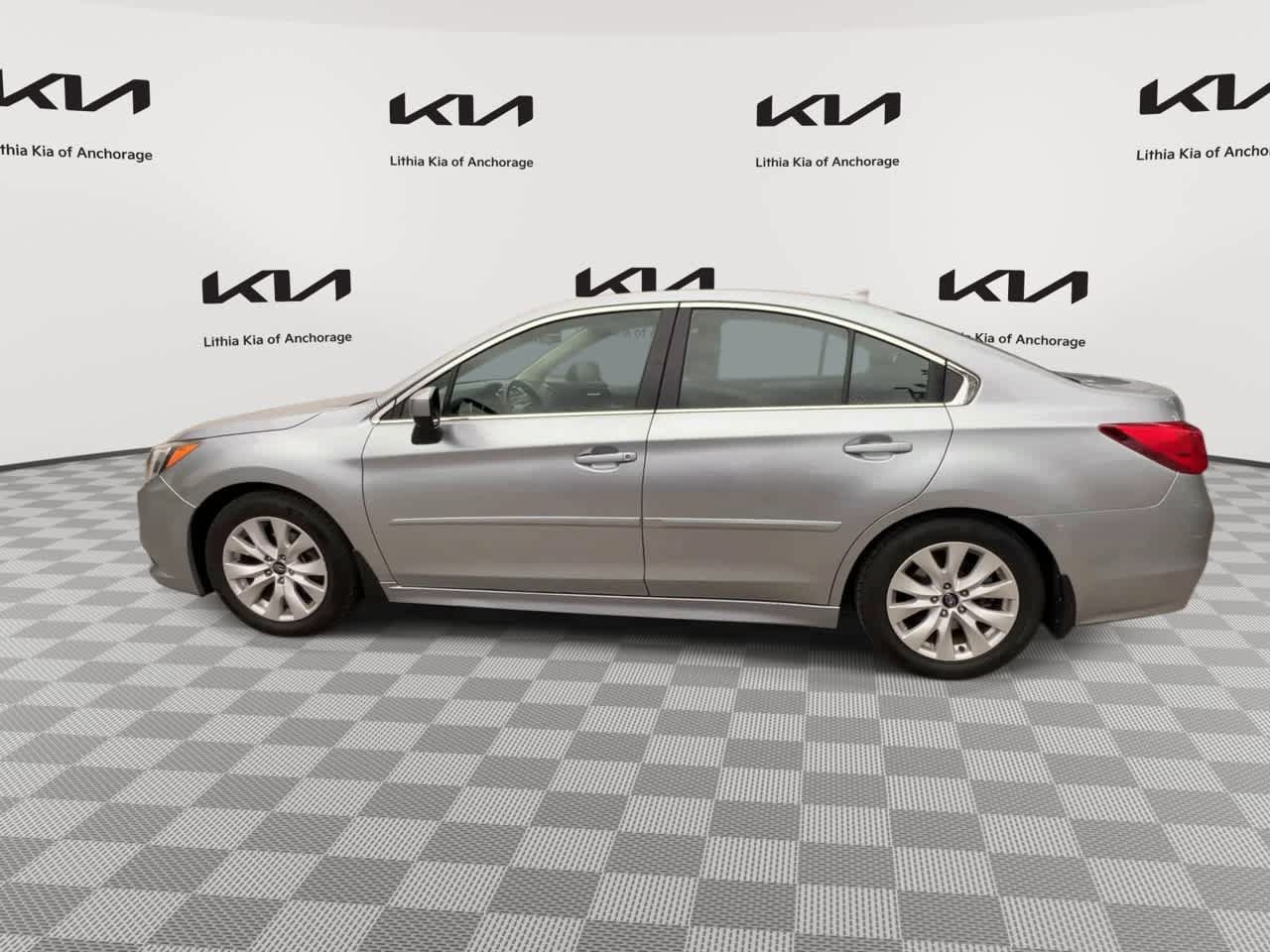 Used 2016 Subaru Legacy 2.5i Premium AWD/4WD image 5