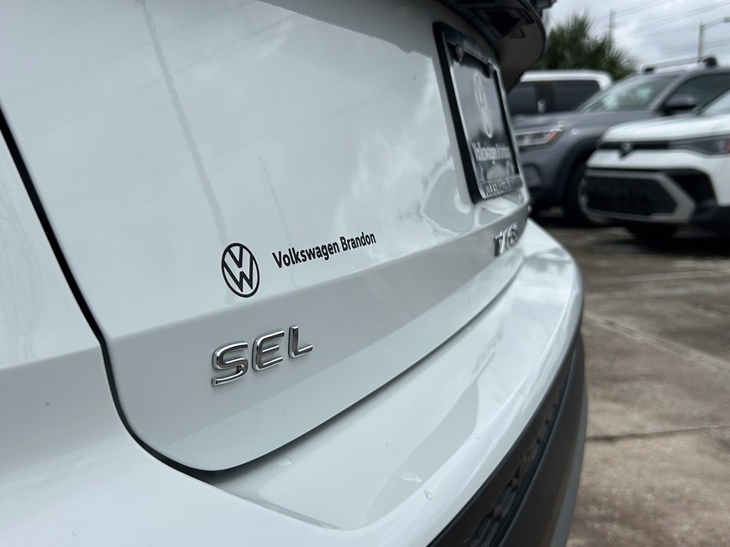 Used 2026 Volkswagen Taos SEL AWD/4WD image 46