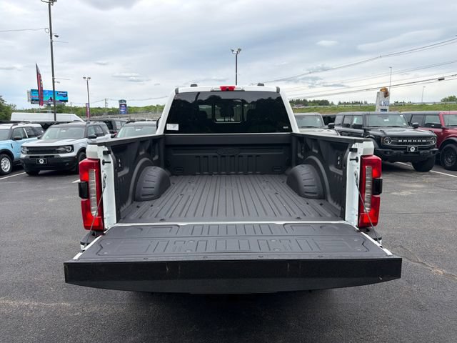 New 2026 Ford F250 Lariat w/ Black Appearance Package AWD/4WD image 14