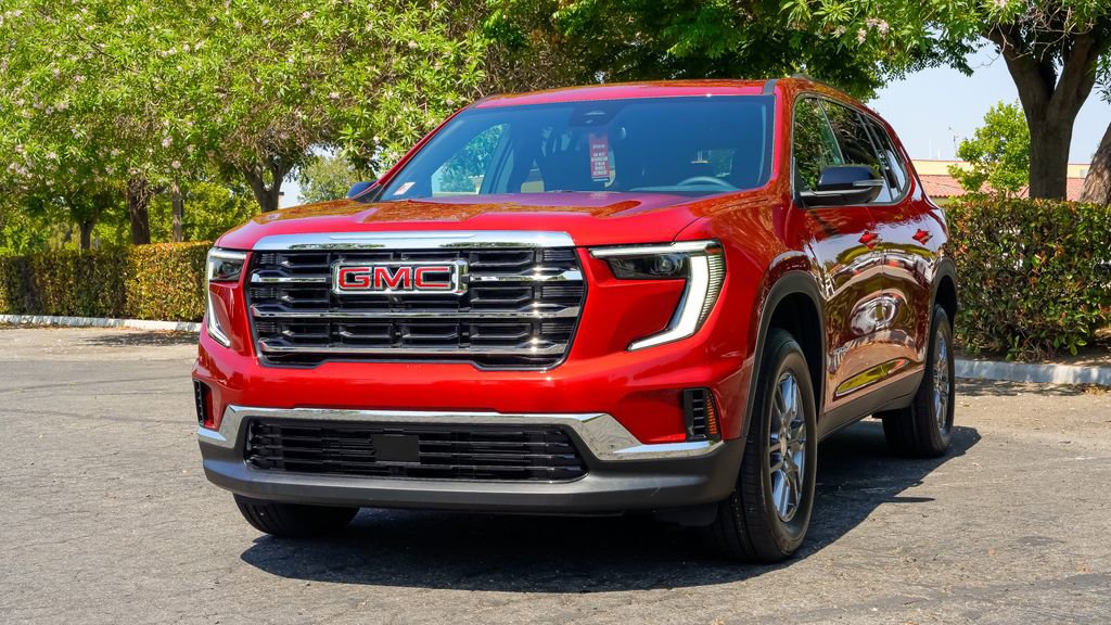 New 2025 GMC Acadia Elevation image 2