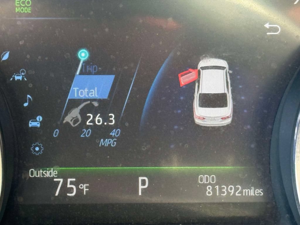 Used 2020 Toyota Camry XLE FWD image 15