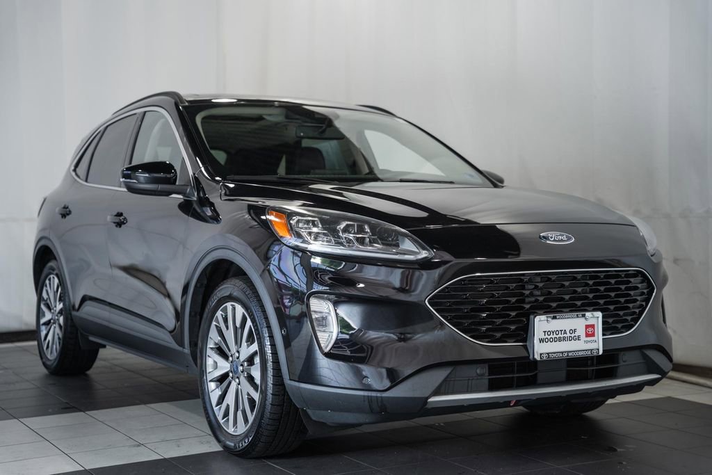 Used 2020 Ford Escape Titanium AWD/4WD image 1