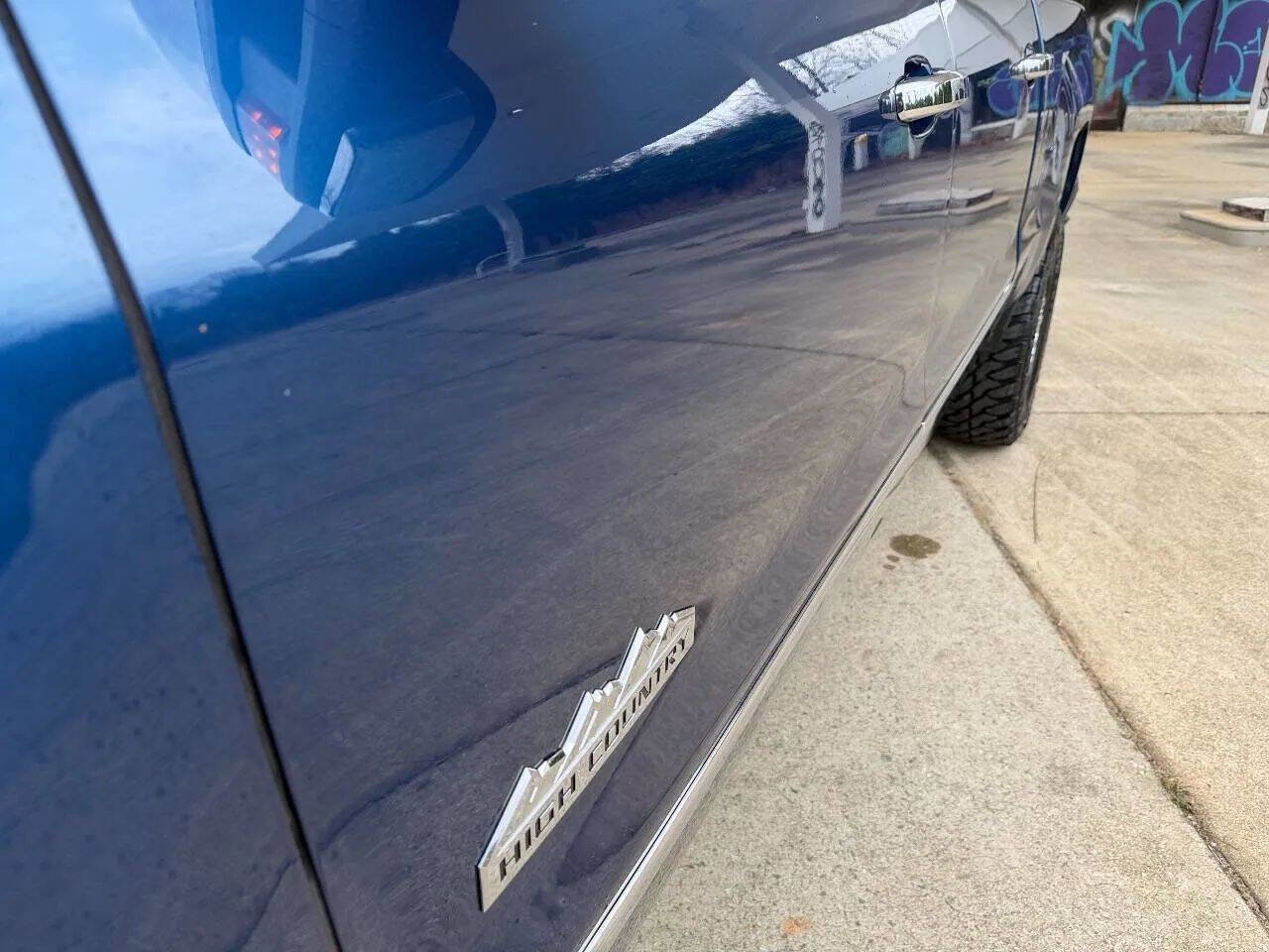 Used 2018 Chevrolet Silverado 2500 High Country w/ Duramax Plus Package image 8