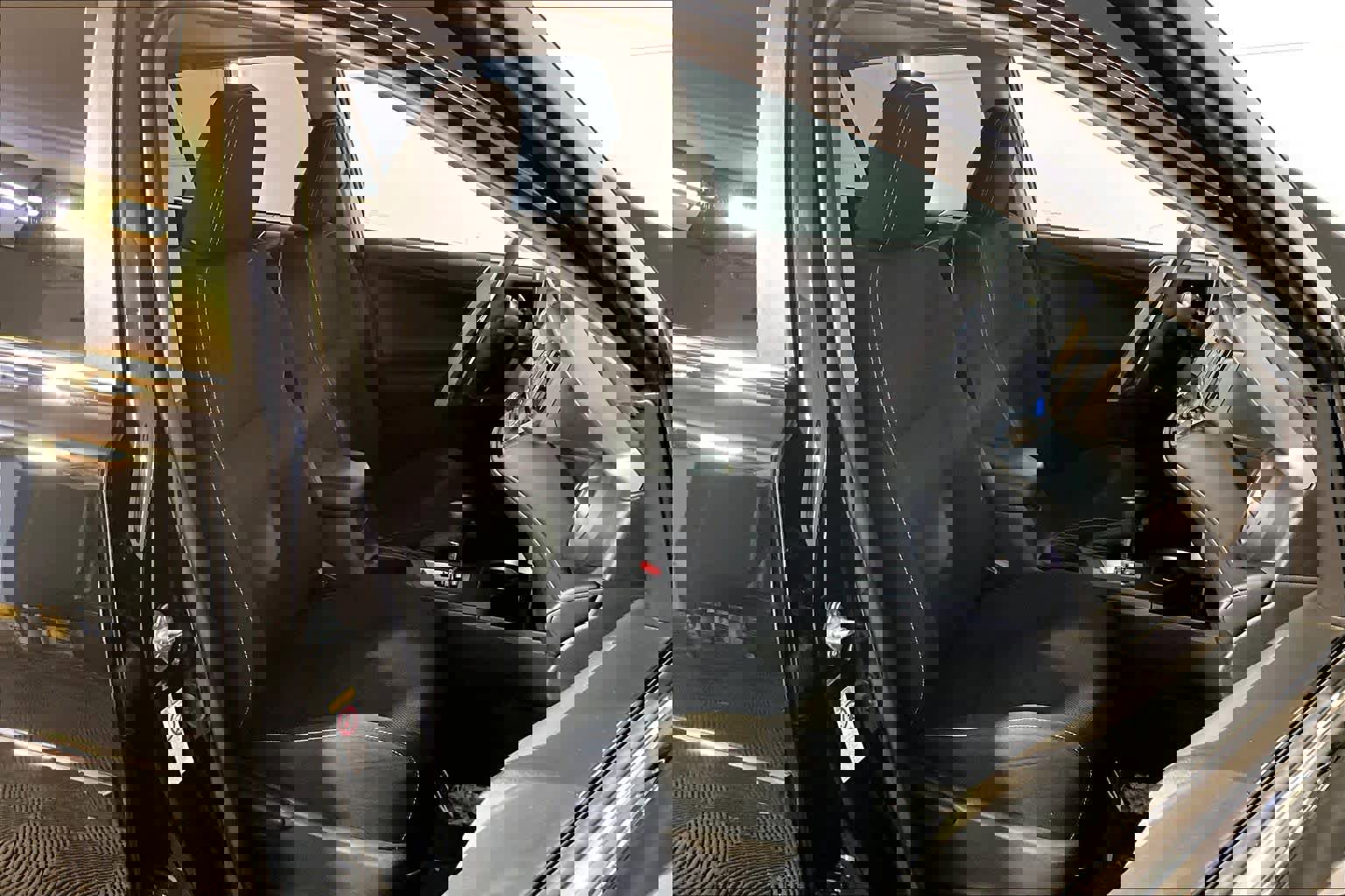 Used 2017 Toyota RAV4 XLE image 7