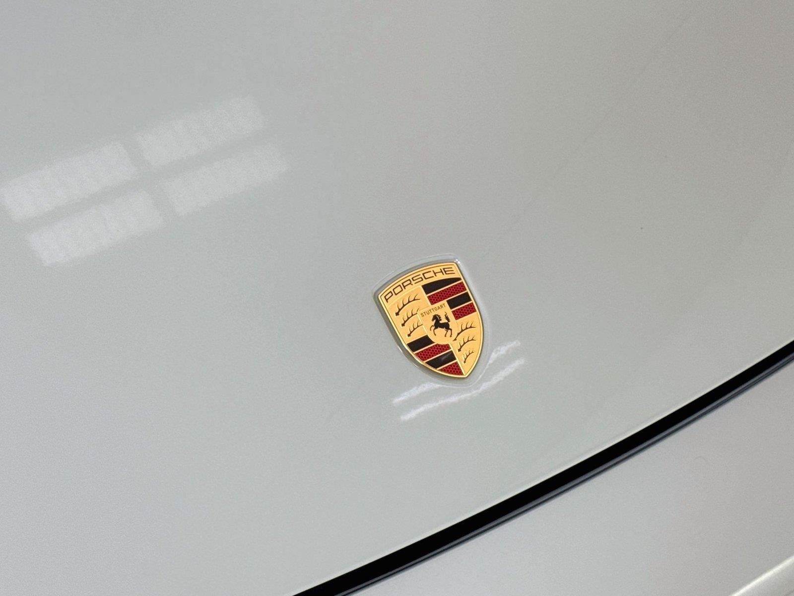 Used 2025 Porsche 911 Carrera RWD image 32