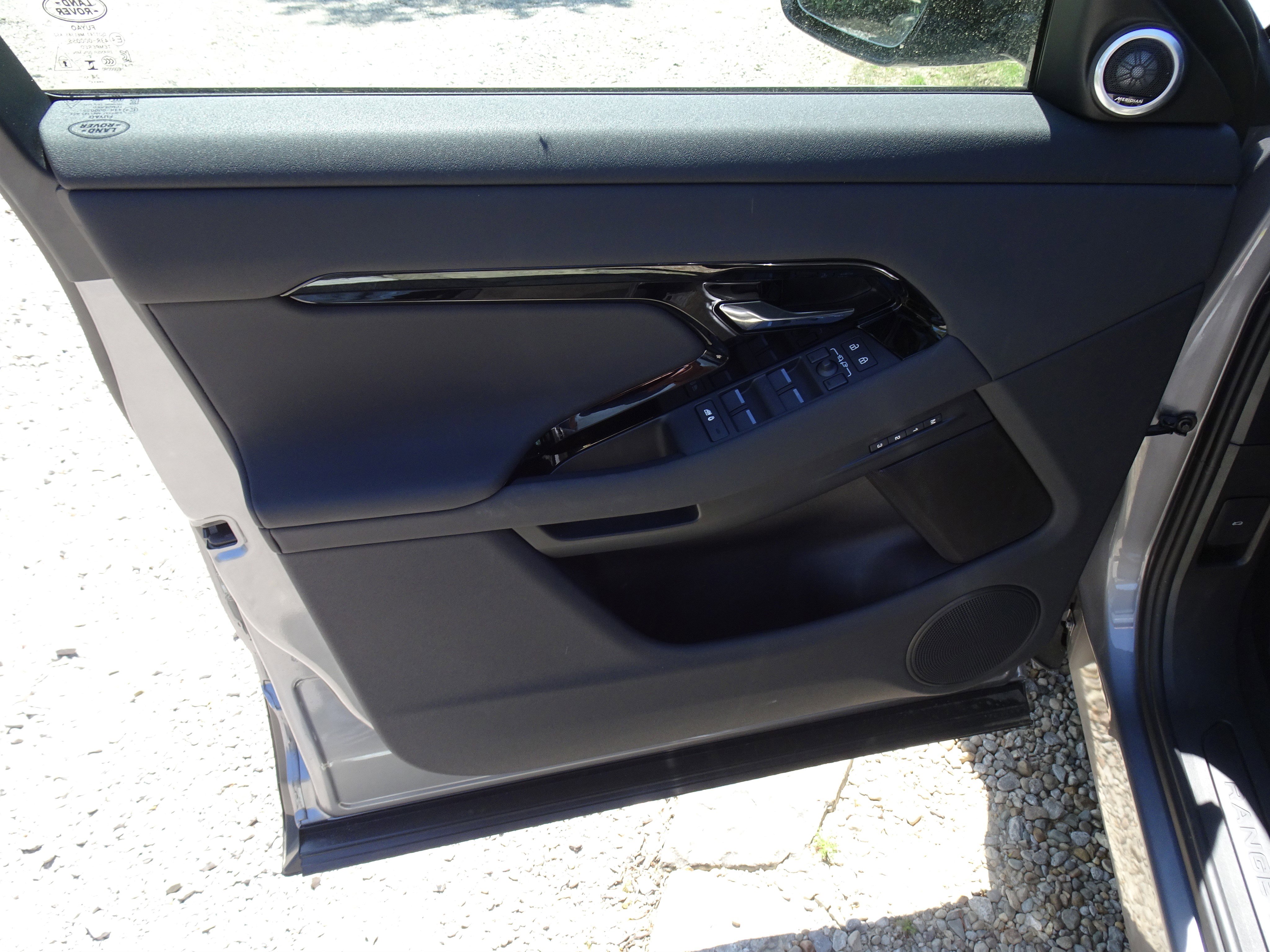 New 2026 Land Rover Range Rover Evoque S image 16