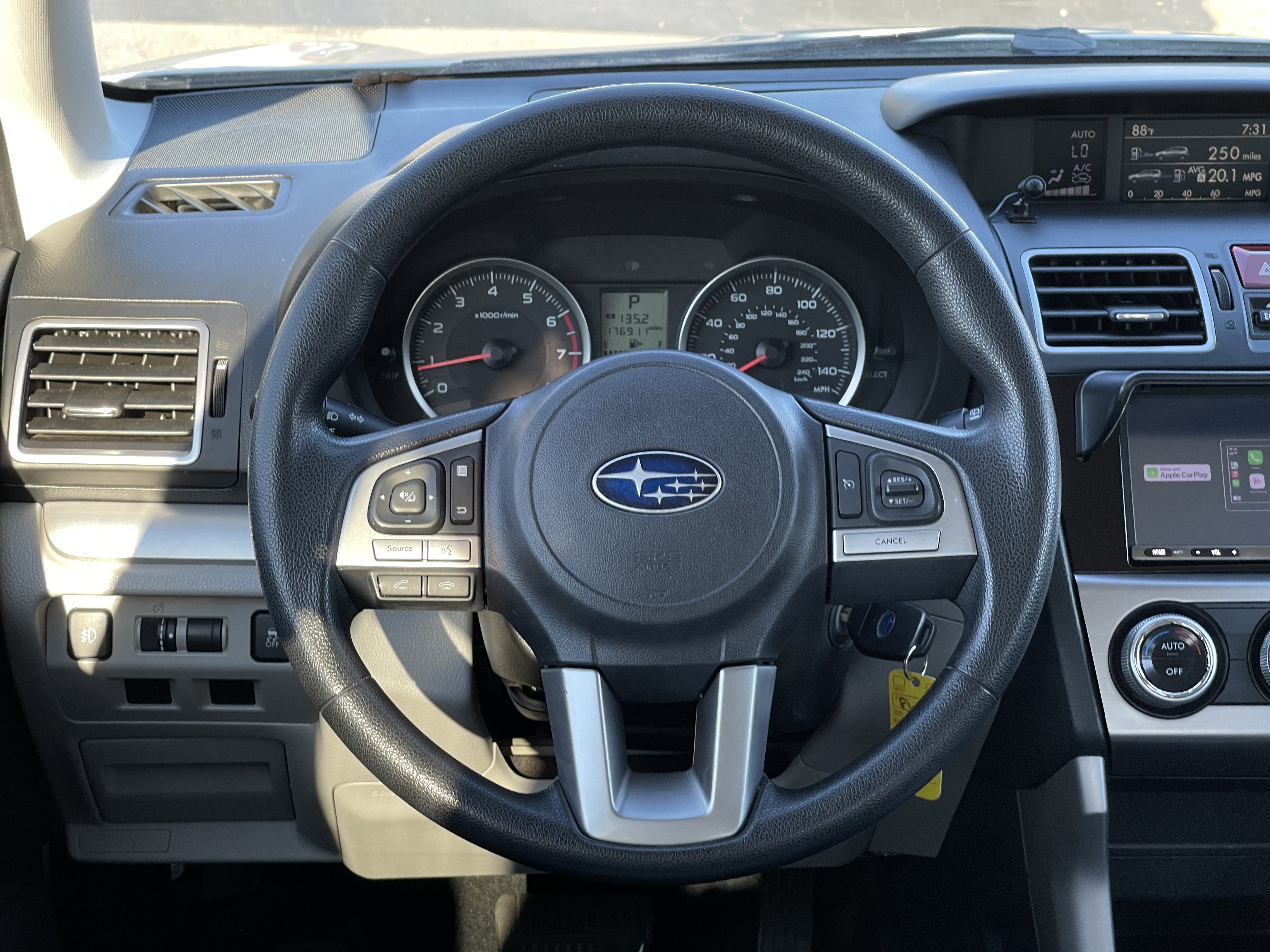 Used 2017 Subaru Forester 2.5i Premium w/ All-Weather Package AWD/4WD image 17