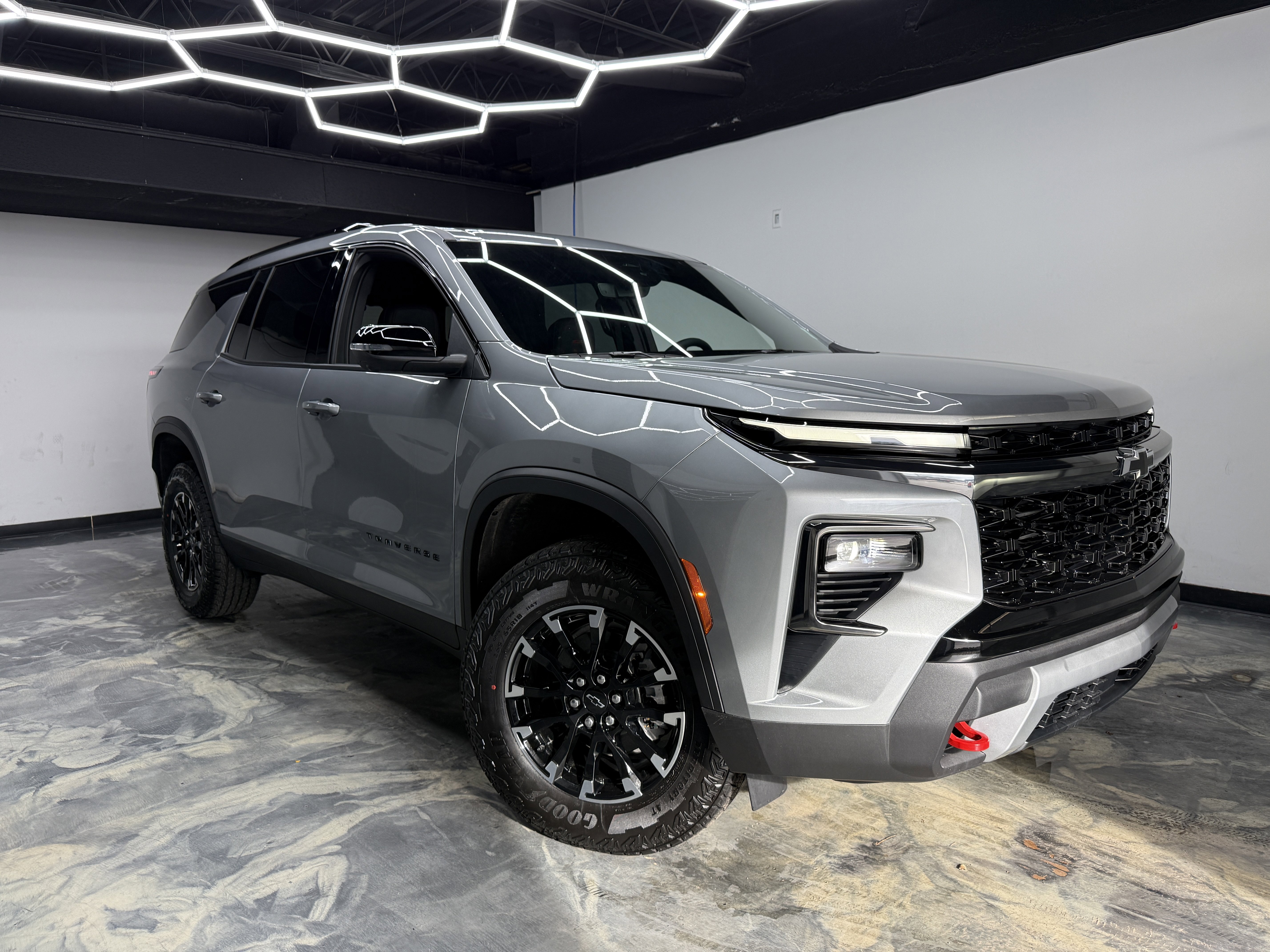 Used 2026 Chevrolet Traverse Z71 w/ LPO, Floor Liner Package image 6