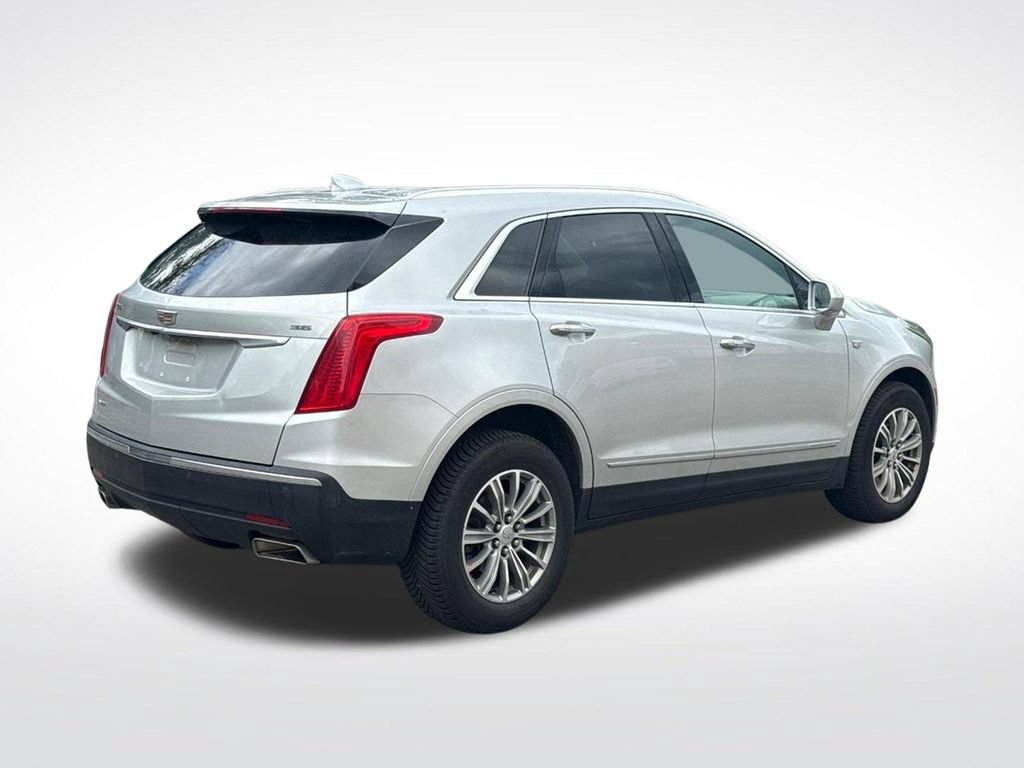 Used 2019 Cadillac XT5 Luxury AWD/4WD image 3