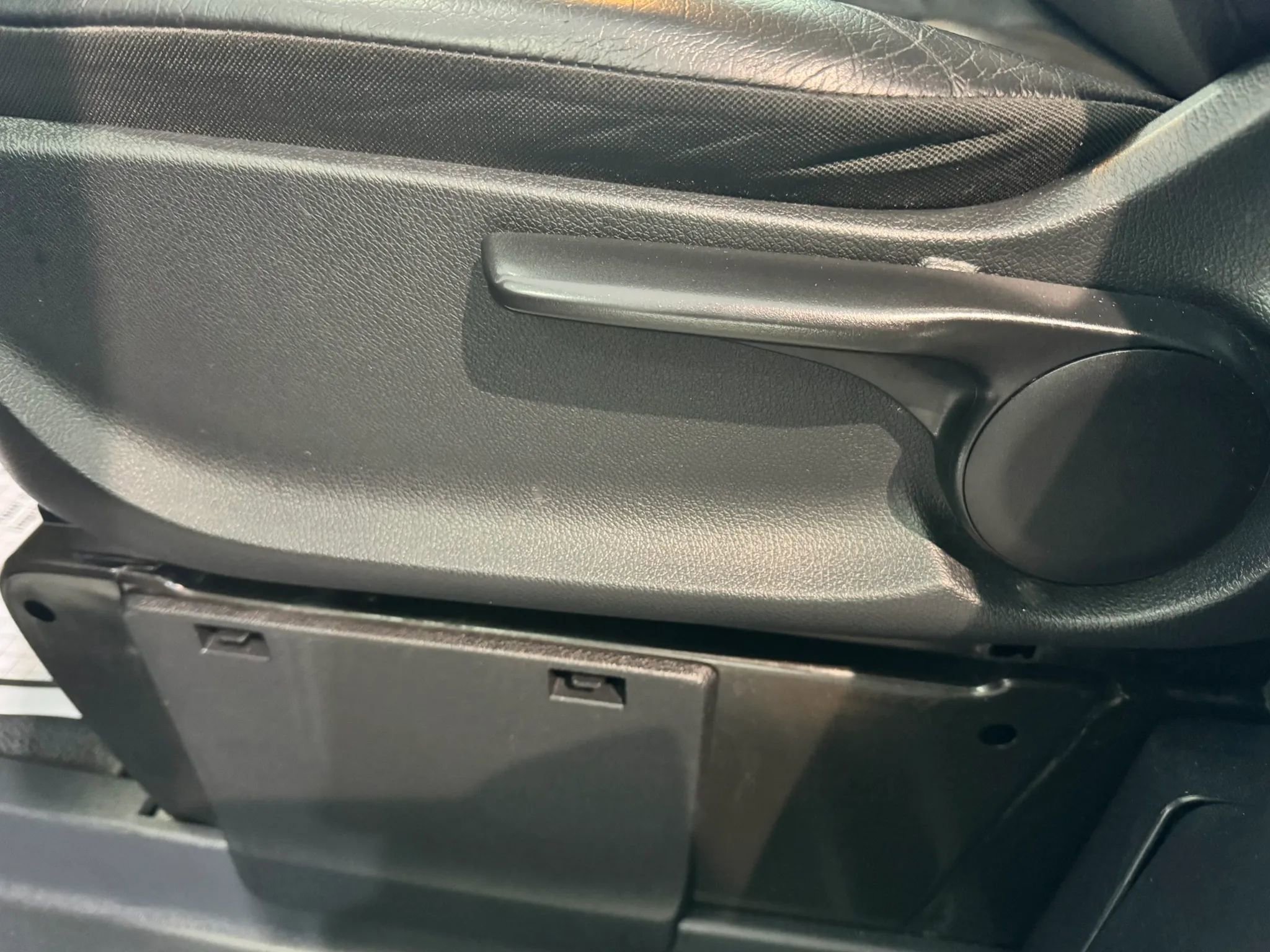 Used 2021 Mercedes-Benz Metris image 9