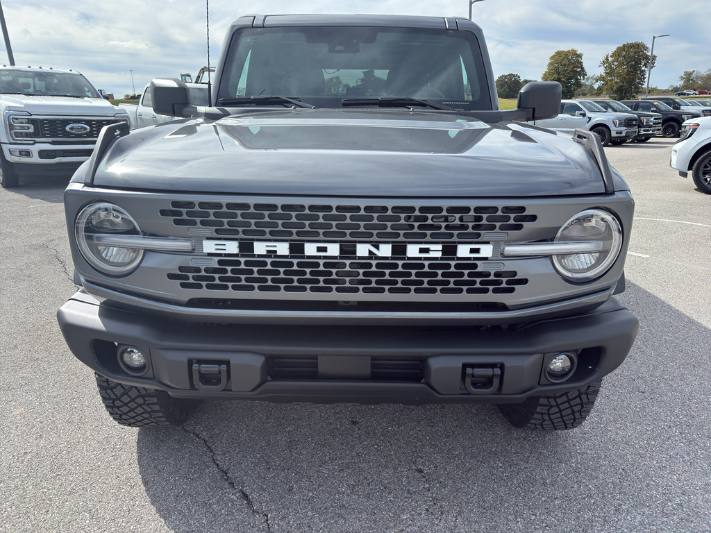 New 2025 Ford Bronco Badlands image 2