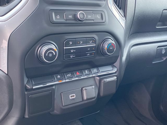 Certified 2020 Chevrolet Silverado 1500 Custom w/ Custom Value Package AWD/4WD image 12