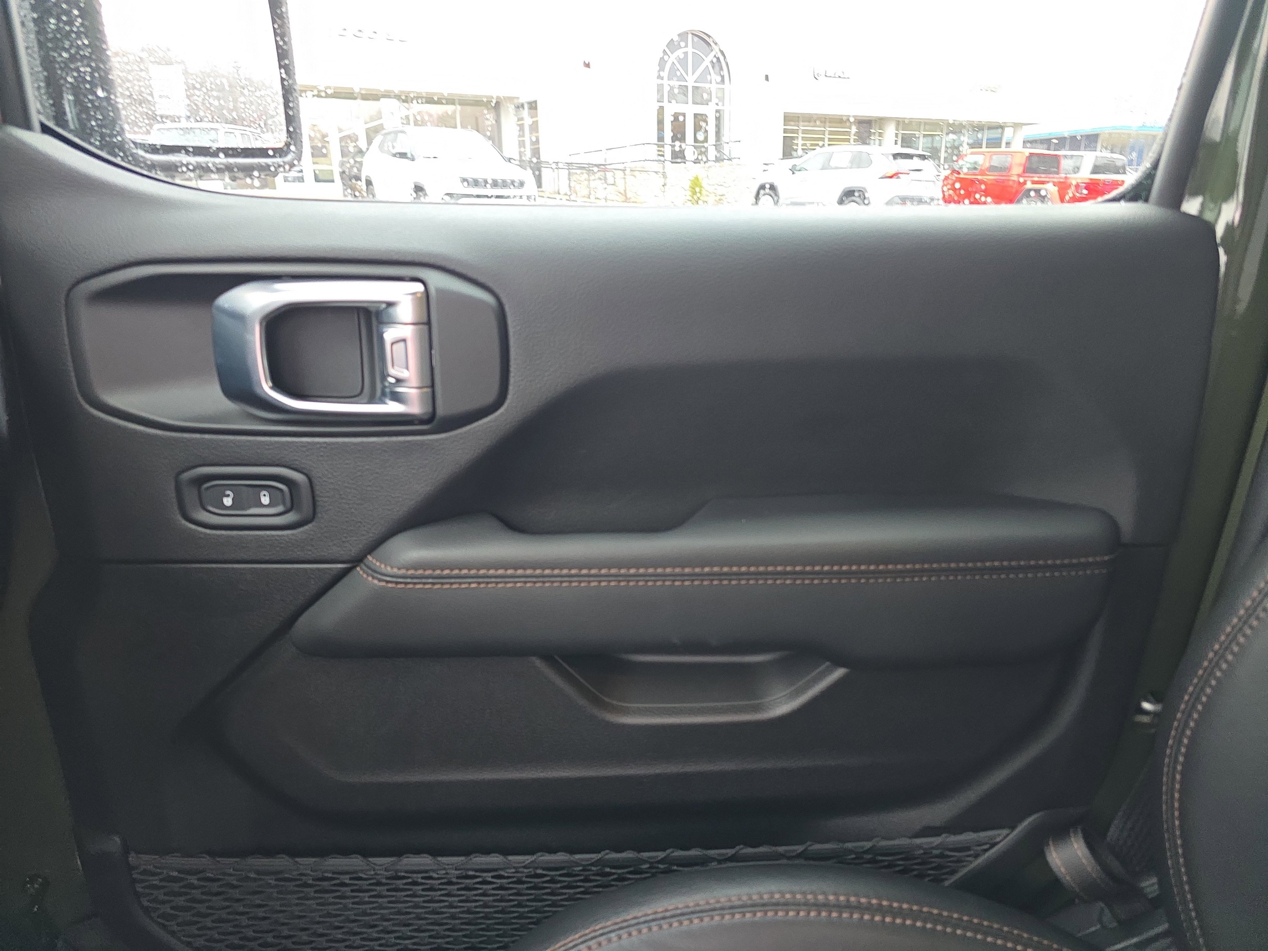 Used 2023 Jeep Wrangler Unlimited Rubicon 392 image 24