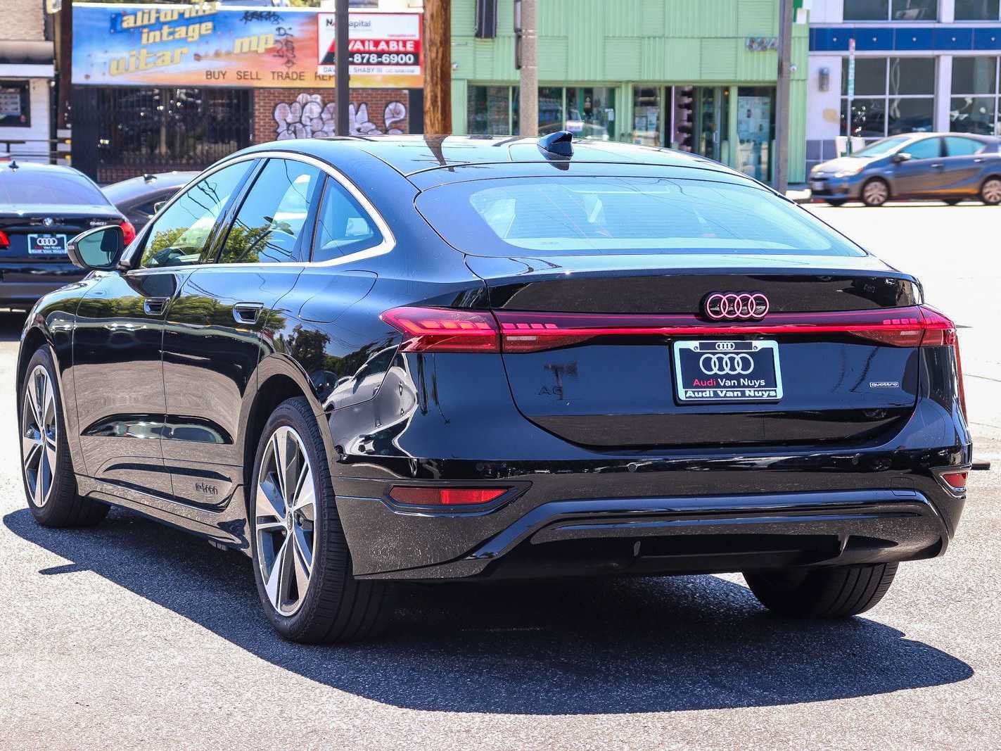 Used 2025 Audi A6 e-tron Premium w/ Convenience Package AWD/4WD image 2