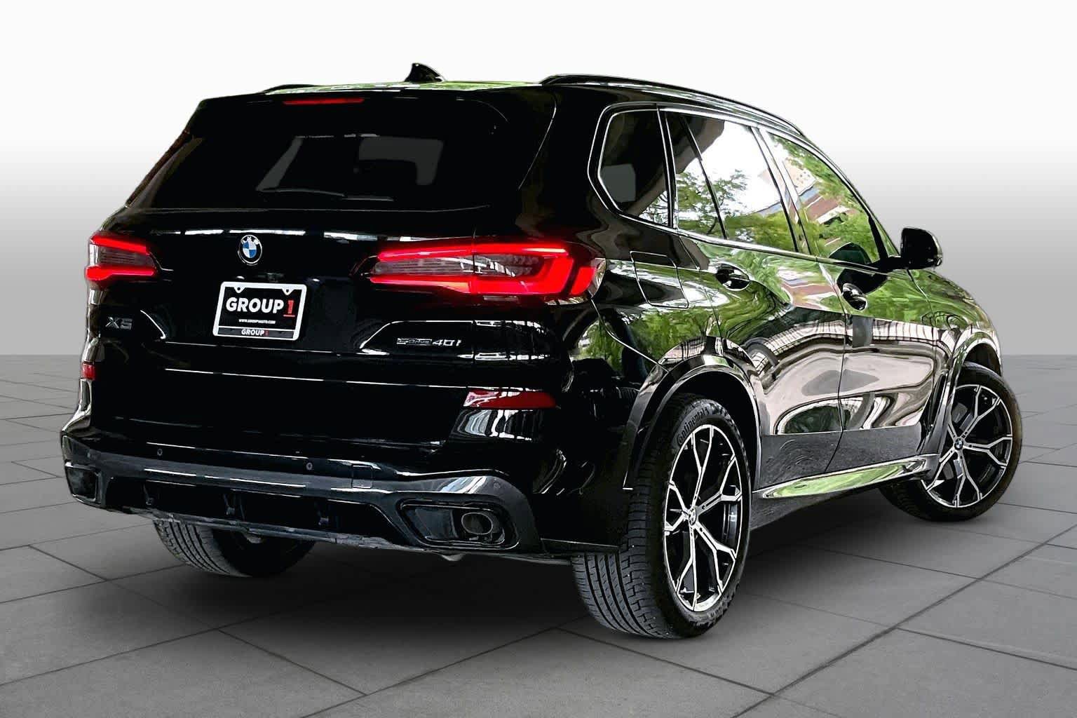 Used 2021 BMW X5 sDrive40i w/ M Sport Package RWD image 12