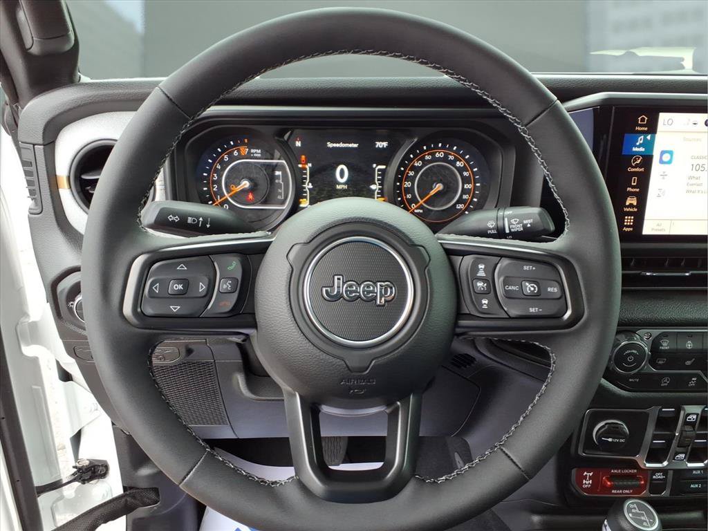 New 2026 Jeep Gladiator Sport AWD/4WD image 11