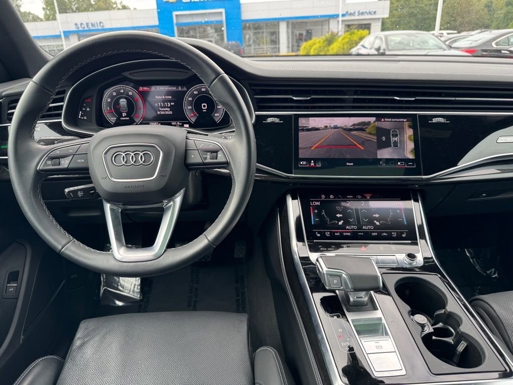 Used 2024 Audi Q8 Prestige w/ Prestige Package image 14