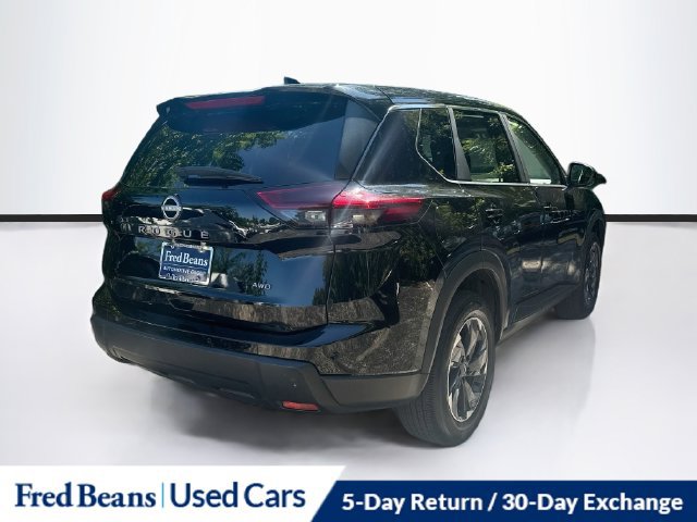 Used 2026 Nissan Rogue SV AWD/4WD image 10