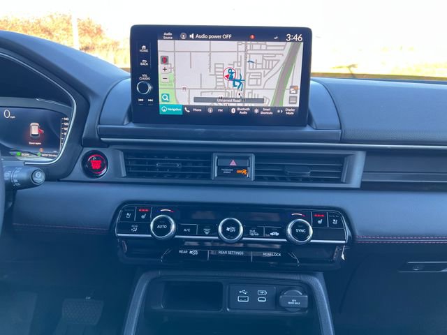 Certified 2025 Honda Pilot Black Edition image 26