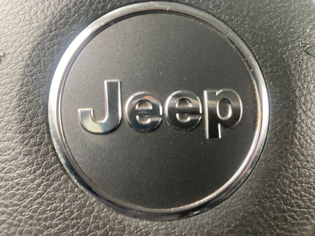 Used 2015 Jeep Patriot High Altitude AWD/4WD image 29