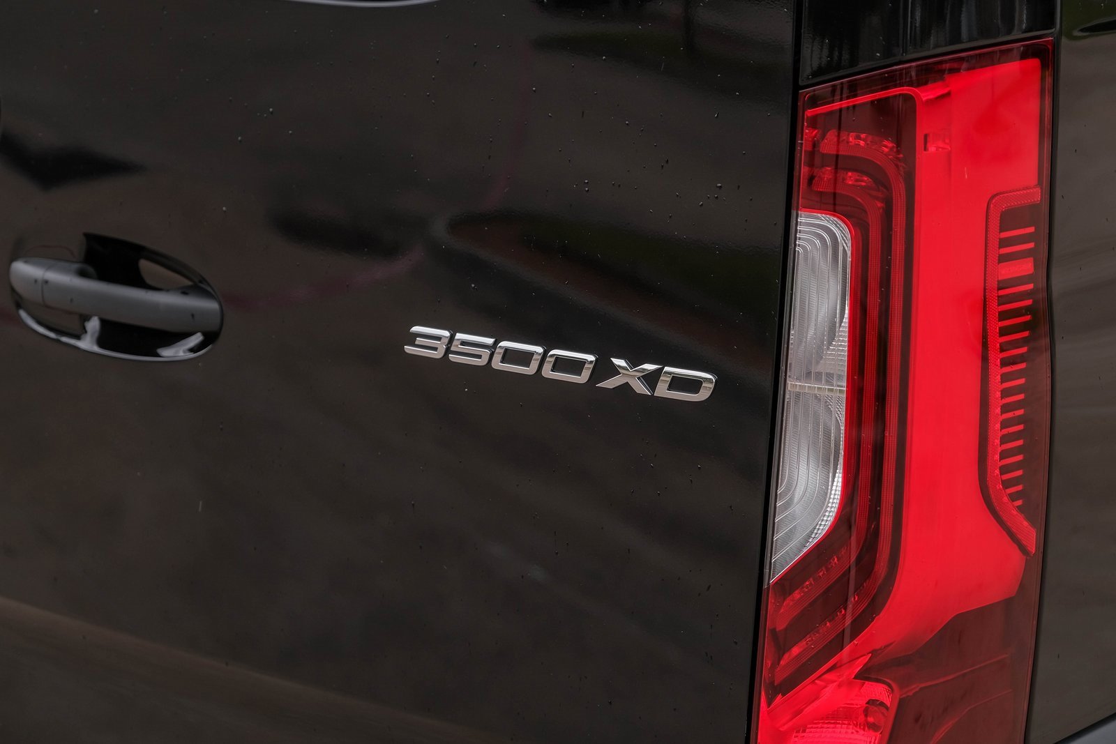 Used 2024 Mercedes-Benz Sprinter 3500 image 85