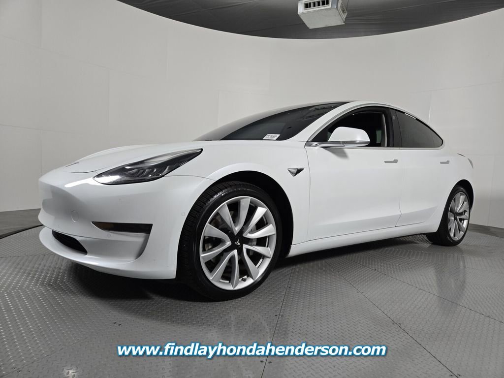 Used 2019 Tesla Model 3 Standard Range RWD image 2