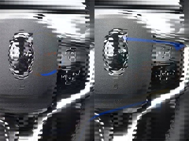 New 2025 Volvo EX30 Ultra w/ Climate Package image 14