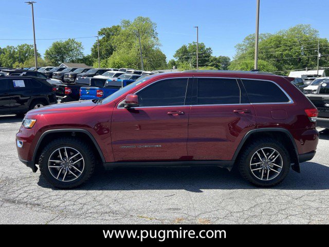 Used 2019 Jeep Grand Cherokee Laredo w/ Laredo X Package RWD image 4