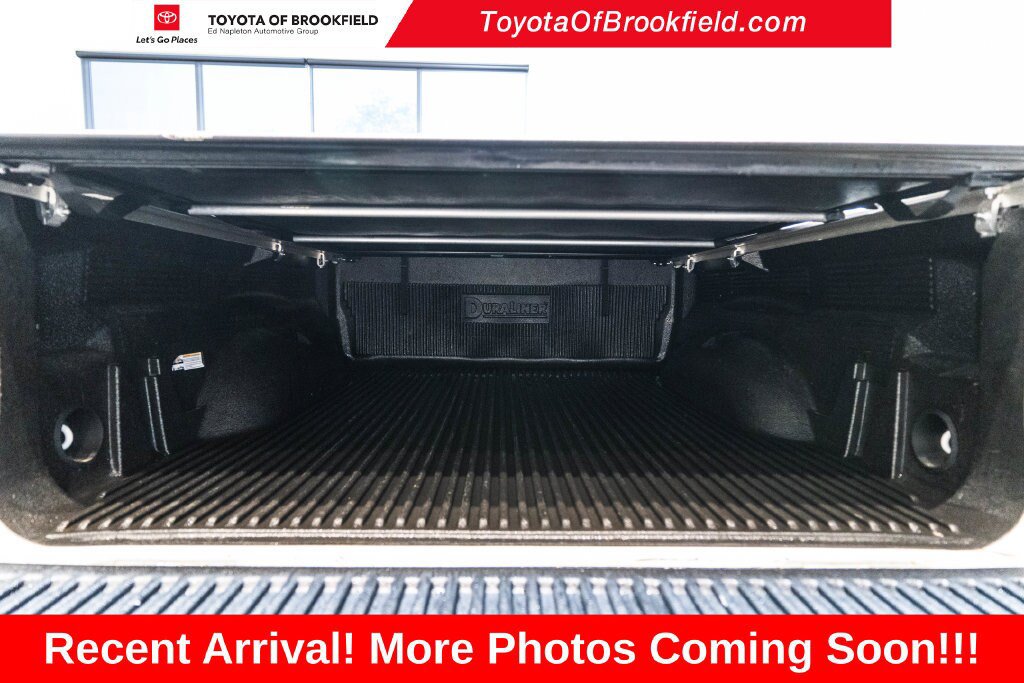 Used 2022 RAM 1500 Laramie AWD/4WD image 35