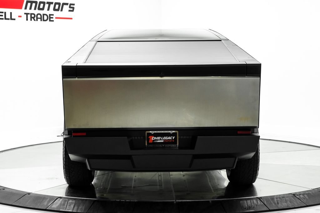 Used 2024 Tesla Cybertruck Cyberbeast AWD/4WD image 10
