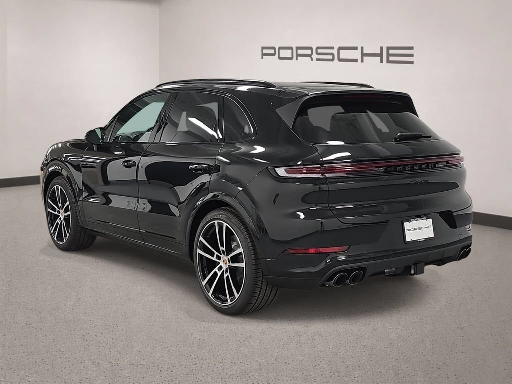 New 2026 Porsche Cayenne AWD/4WD image 3