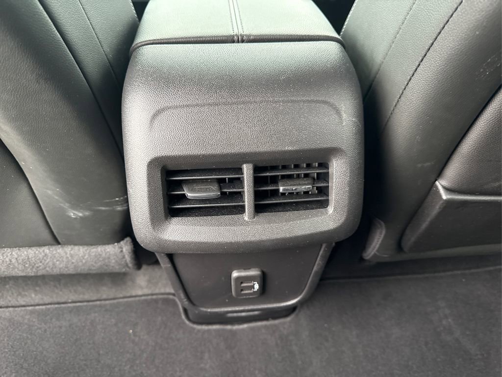 Used 2022 GMC Terrain SLT image 35