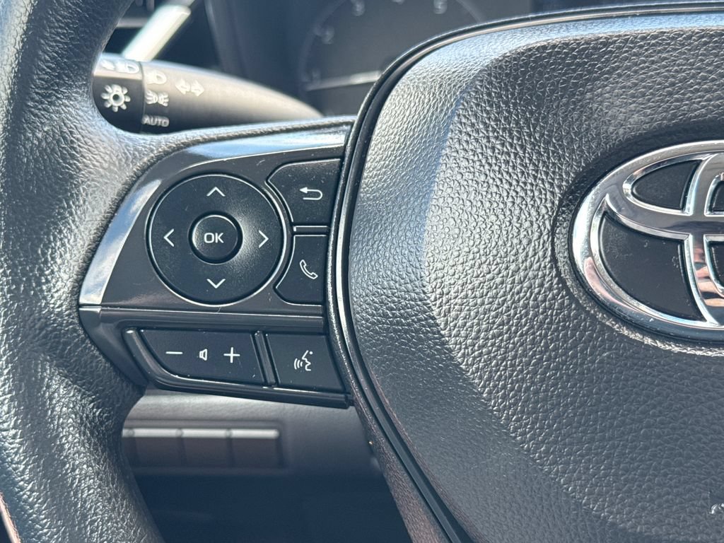 Used 2024 Toyota Corolla LE FWD image 18
