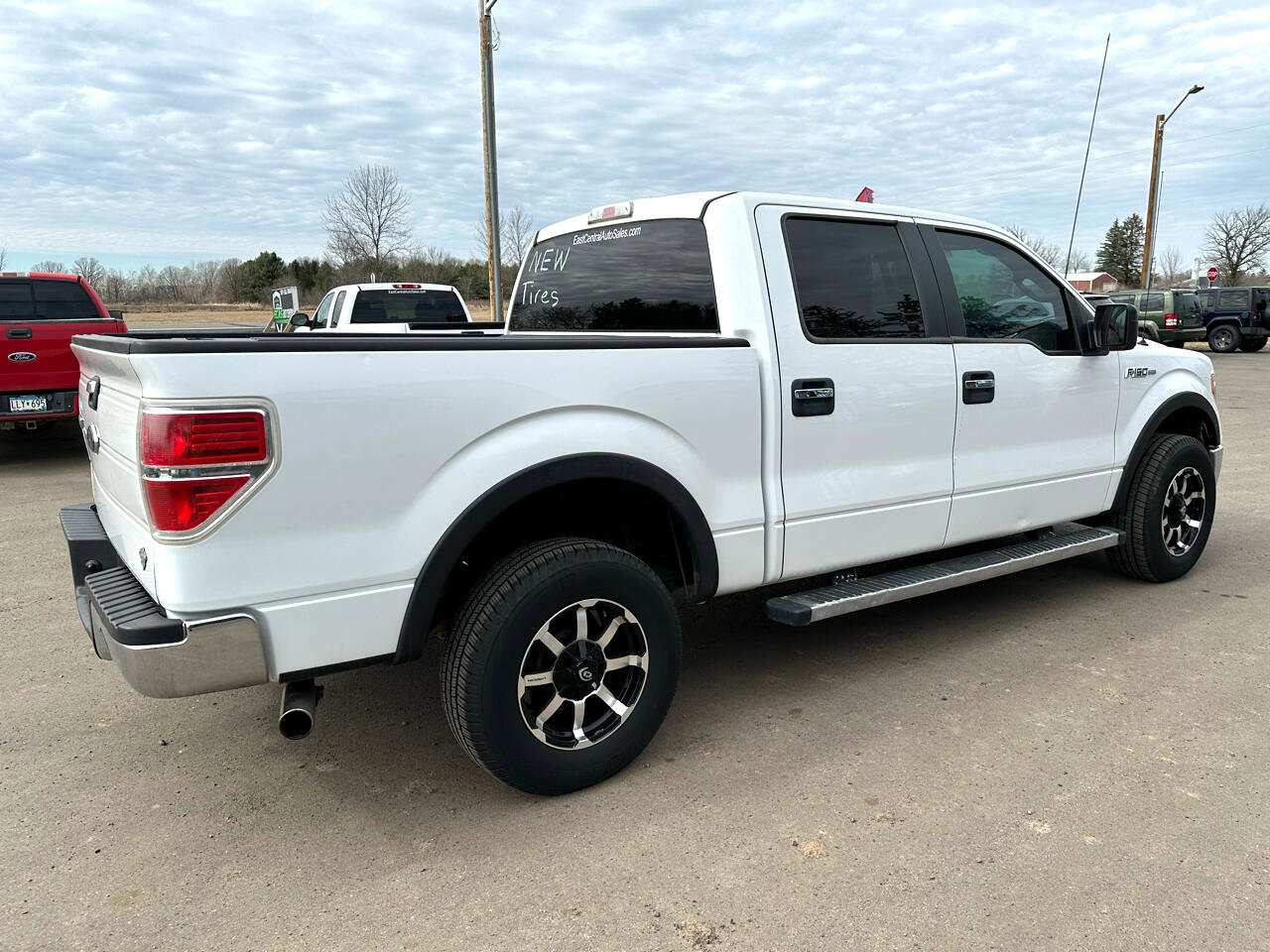 Used 2014 Ford F150 XLT w/ XTR Package image 5