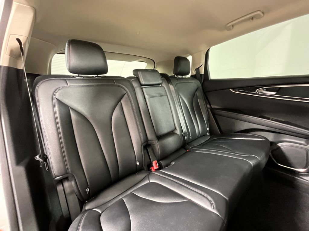 Used 2023 Lincoln Nautilus FWD image 22