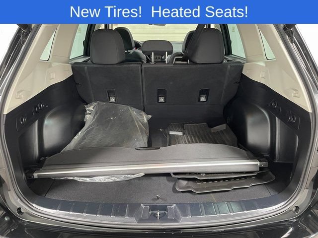Used 2023 Subaru Forester Premium AWD/4WD image 24