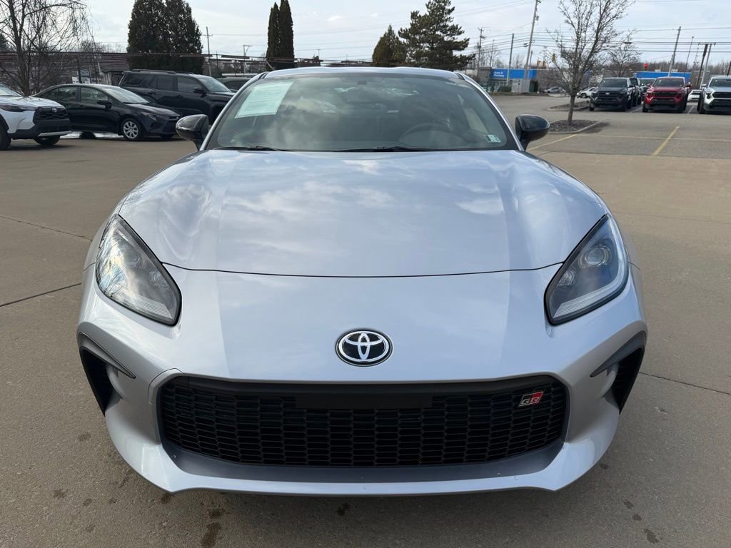 Certified 2025 Toyota GR86 w/ ALL Weather Mat Package (TMS) image 8