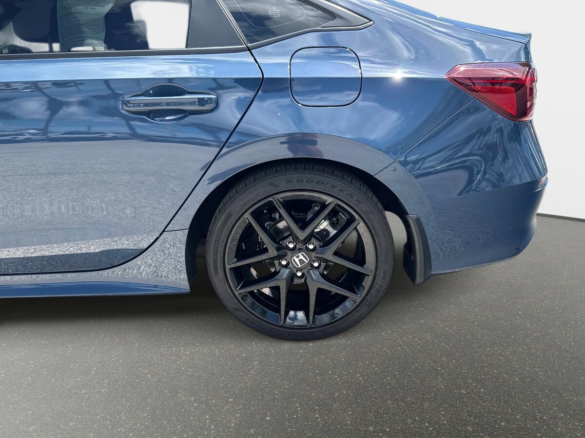Certified 2025 Honda Civic Sport image 9