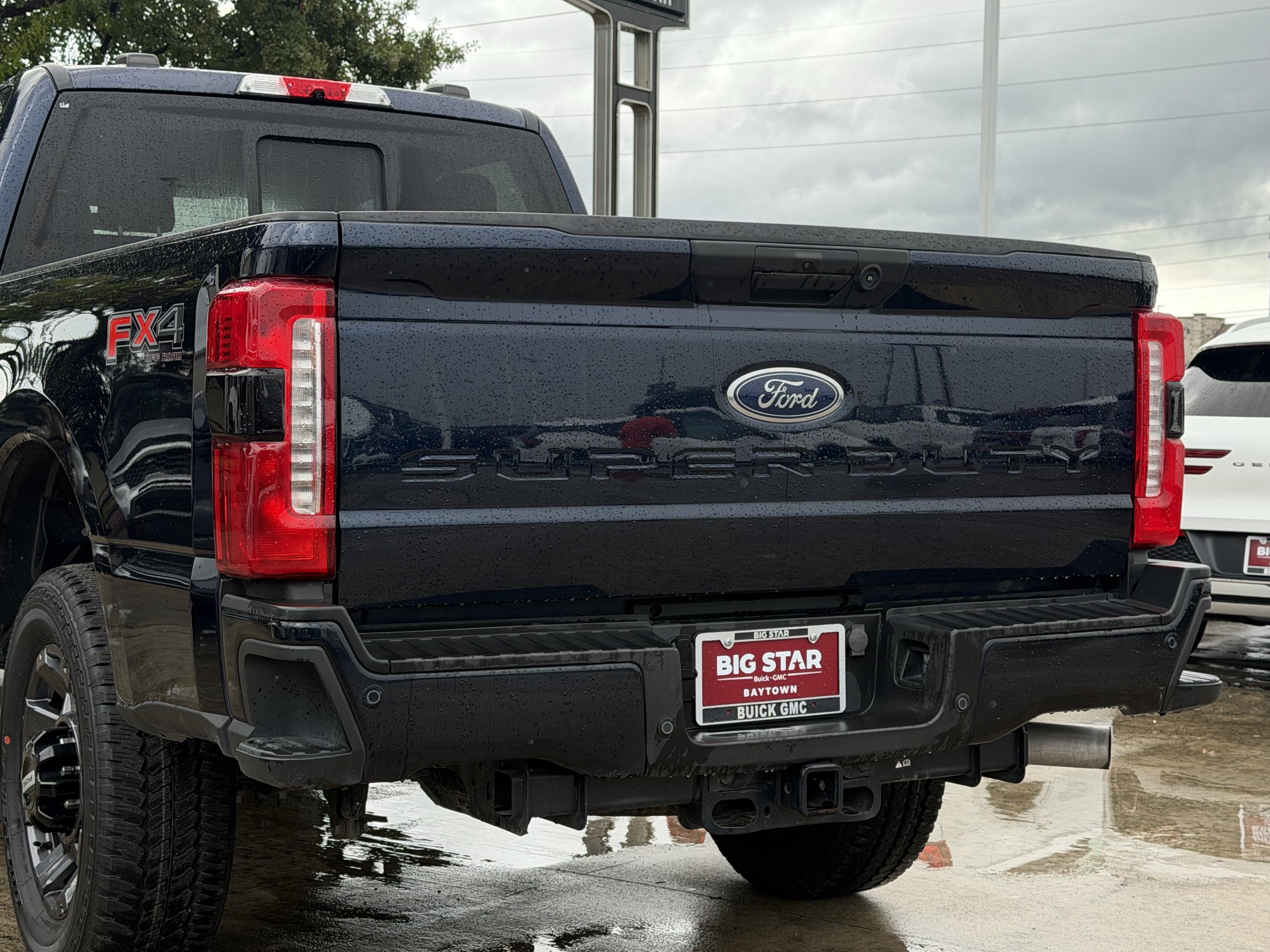 Used 2024 Ford F250 XL w/ STX Appearance Package AWD/4WD image 9