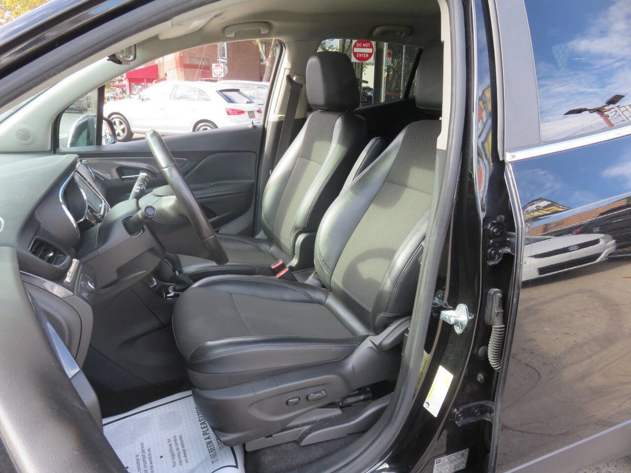 Used 2019 Buick Encore Preferred image 9